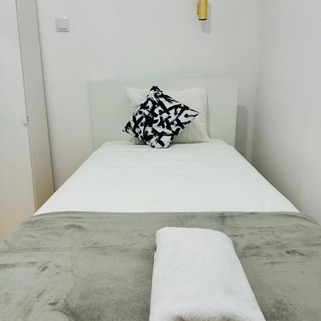 Apartamento Alfama - Lisbon Bagian luar foto