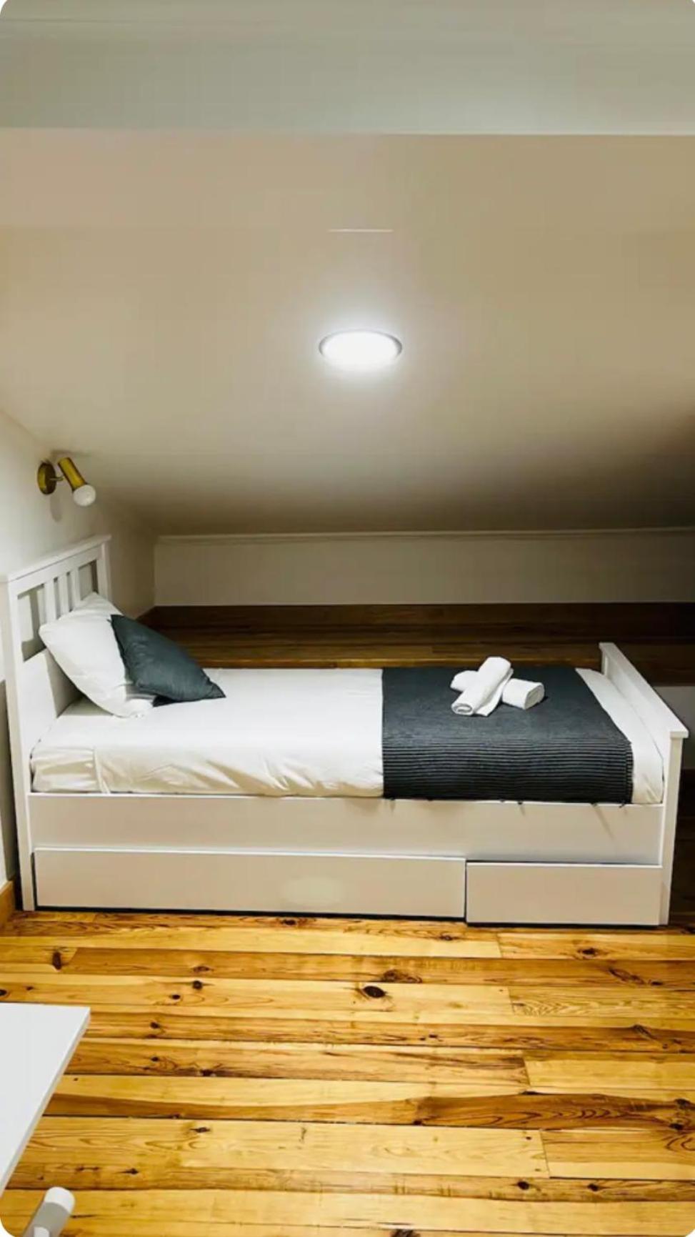 Apartamento Alfama - Lisbon Bagian luar foto