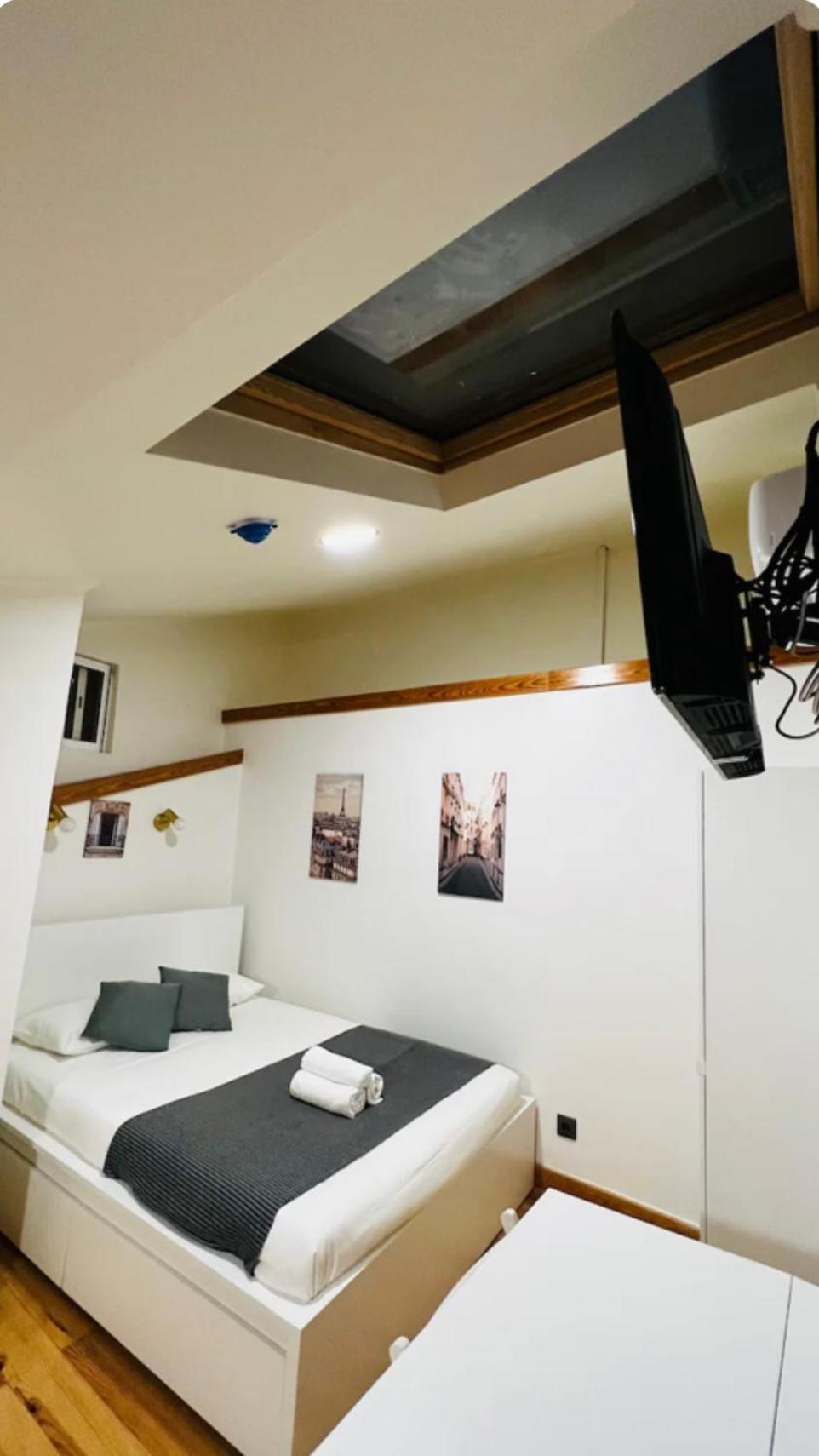 Apartamento Alfama - Lisbon Bagian luar foto