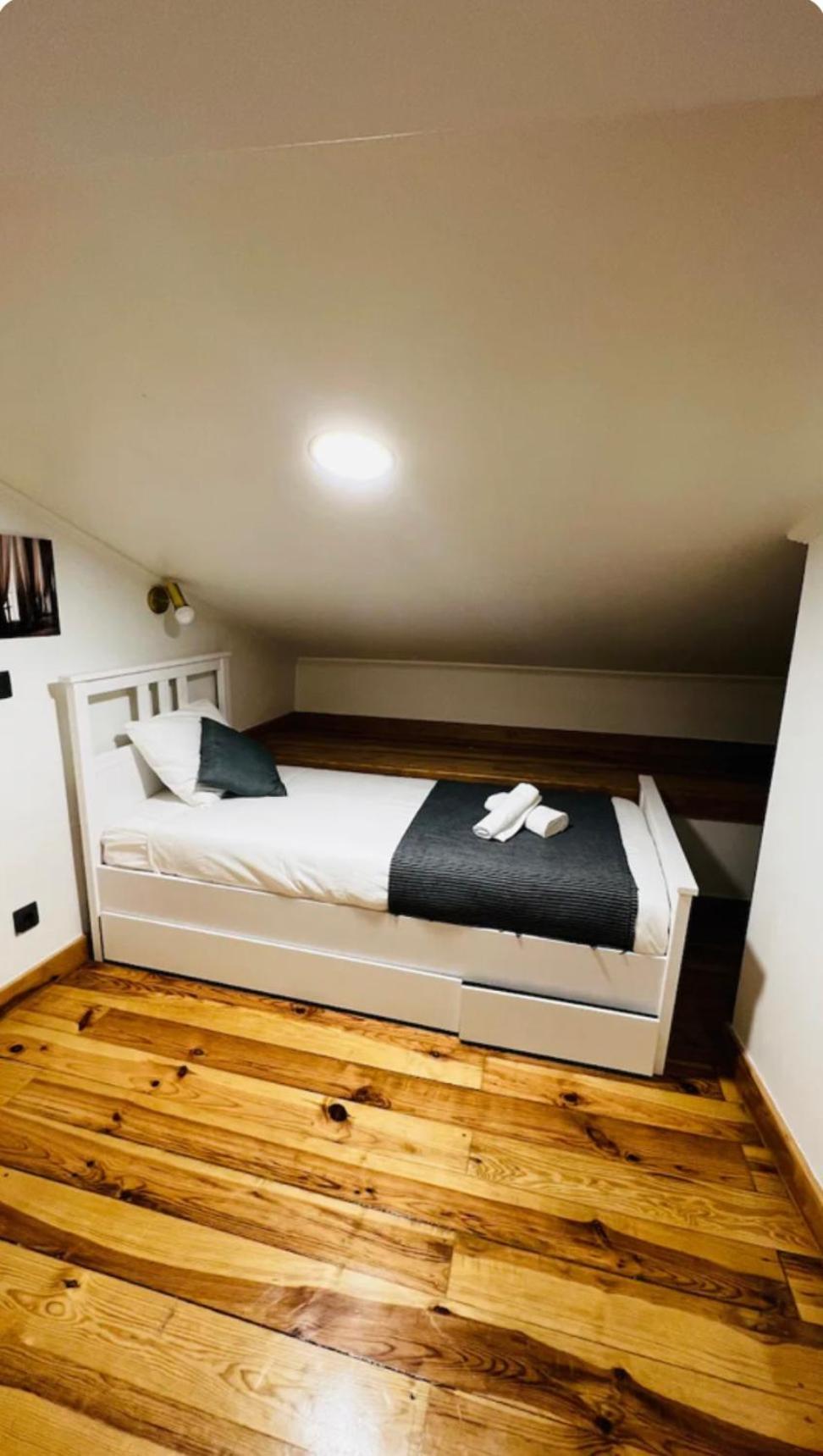 Apartamento Alfama - Lisbon Bagian luar foto