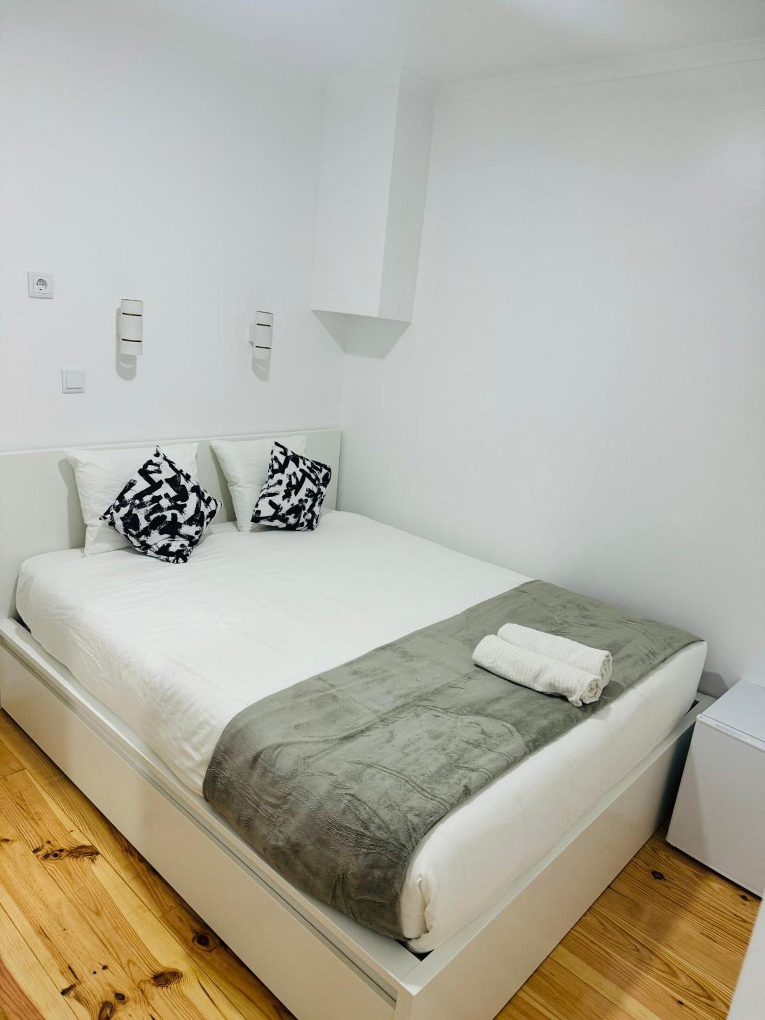 Apartamento Alfama - Lisbon Bagian luar foto