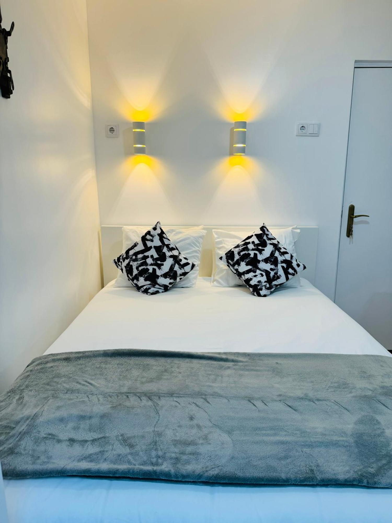Apartamento Alfama - Lisbon Bagian luar foto
