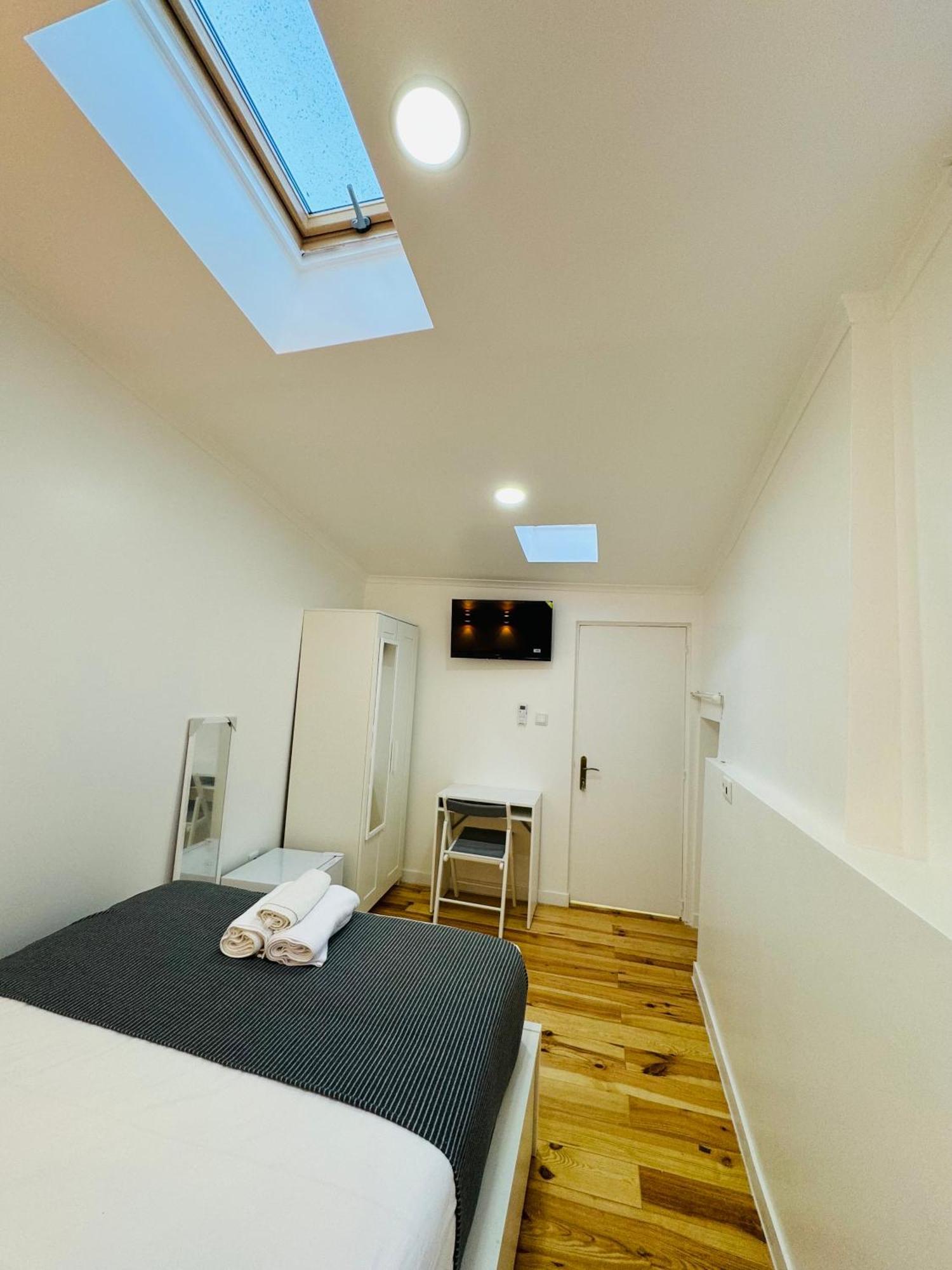 Apartamento Alfama - Lisbon Bagian luar foto