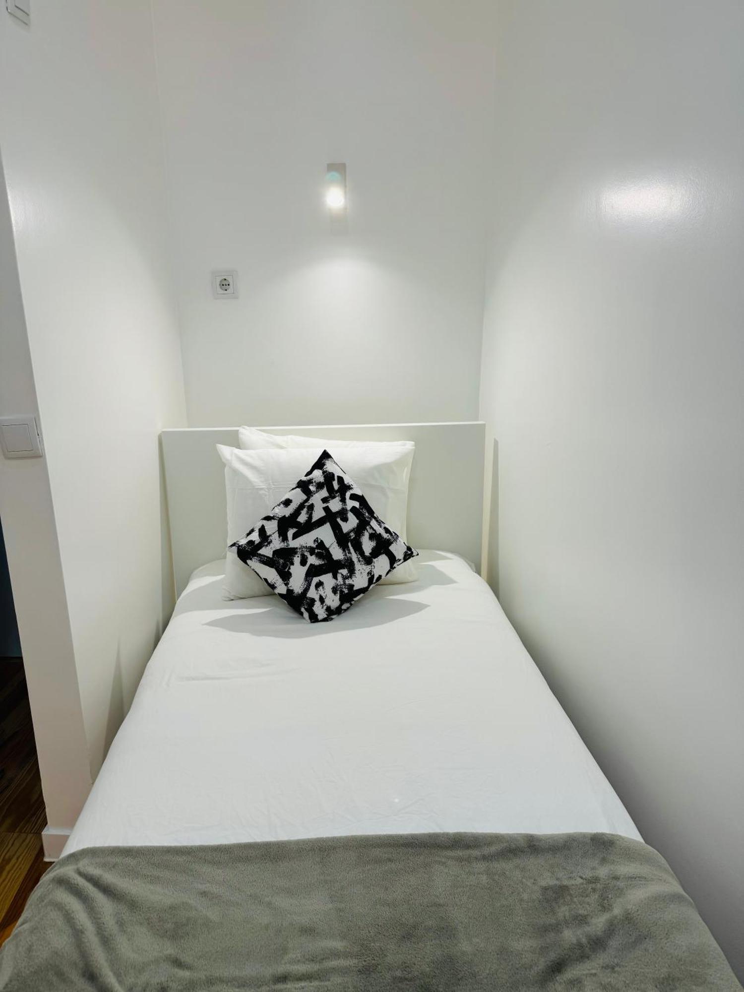 Apartamento Alfama - Lisbon Bagian luar foto
