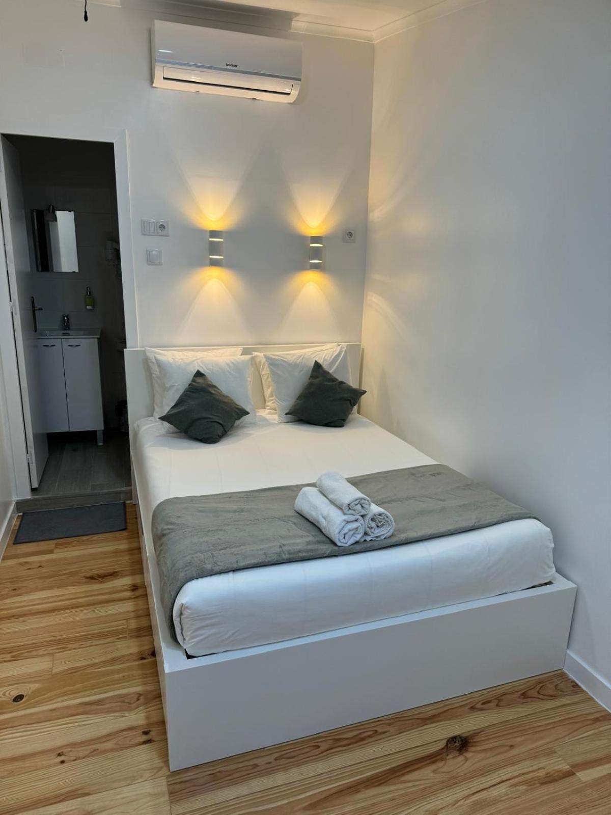 Apartamento Alfama - Lisbon Bagian luar foto
